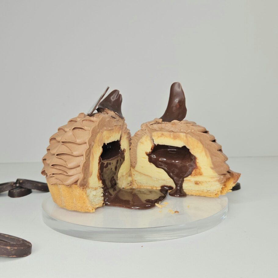 兜チョコクリームタルト断面図