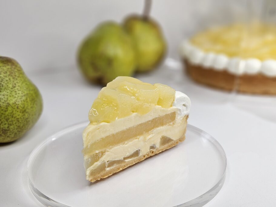 【11月おすすめ】秋の恵みを贅沢に──信州のりんご・洋梨・栗を味わう3つのケーキ