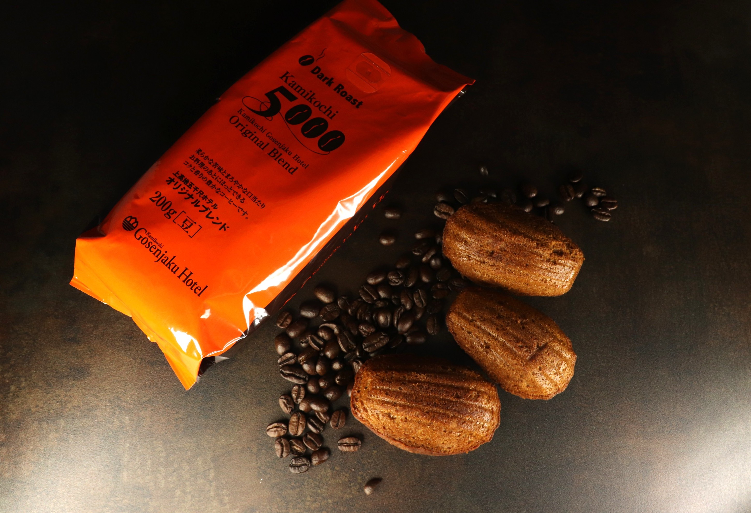 マドレーヌ・オ・カフェ ― 深く香る大人の味わい ブレンドコーヒー